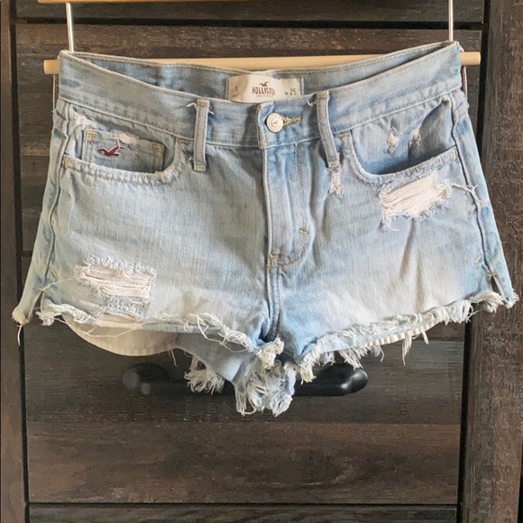 Hollister Distressed Jean Shorts - Picture 1 of 6